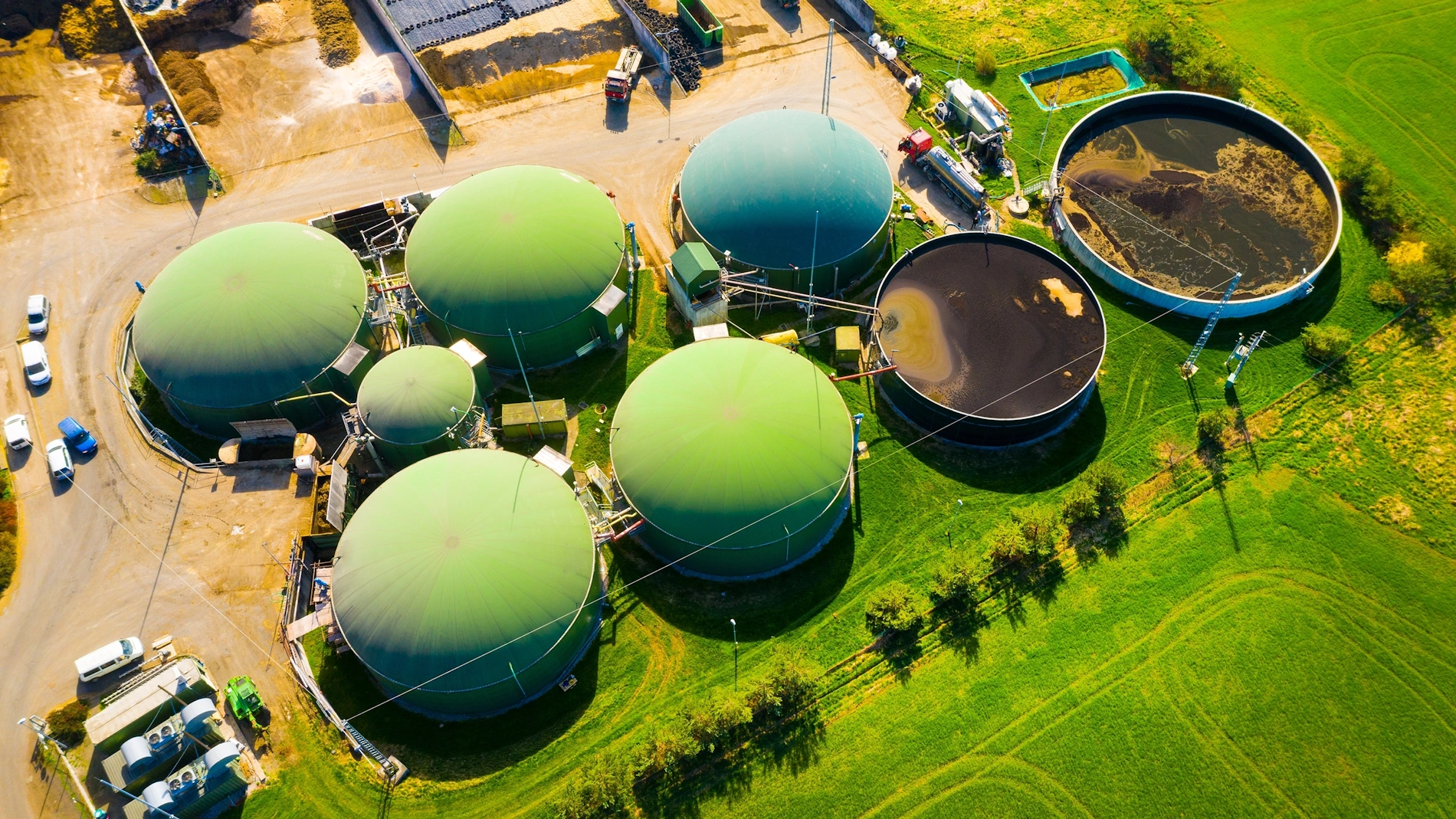 Luftaufnahme einer Biogasanlage